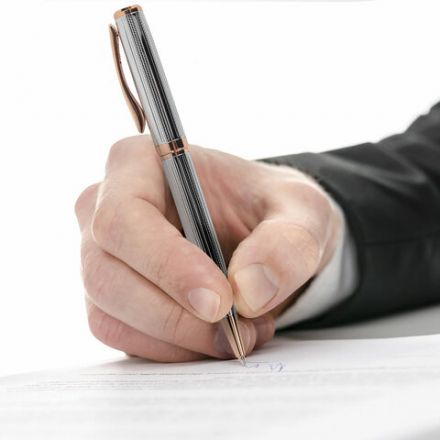 Ручка подарочная шариковая GALANT "Epsilon", корпус серебро, детали розовое золото, узел 0,7 мм, линия письма 0,5 мм, синяя, 144171 Ручка подарочная шариковая GALANT "Epsilon", корпус серебро, детали розовое золото, узел 0,7 мм, линия письма 0,5 мм, синяя, 144171