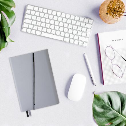 Ежедневник недатированный А5 145х213 мм BRAUBERG "Vogue", под кожу, магнитный клапан, 160 л., серый, 116224