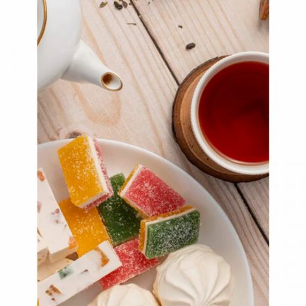 Набор НЕВА, ассорти: зефир ванильный, мармелад трехслойный, пастила с кусочками мармелада, 650 г