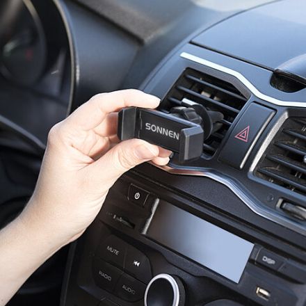 Держатель для телефона в авто на решетку вентиляции SONNEN, зажим до 85 мм, вращение 360°, 354922