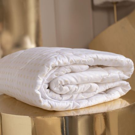 Одеяло 140х205 стеганное, 350гр/м2 (иск. лебяж. пух/тик ПЭ), белые шашечки