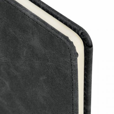 Еженедельник недатированный А5 145х215 мм BRAUBERG "Status", под кожу, 64 л., черный, 113370 Еженедельник недатированный А5 145х215 мм BRAUBERG "Status", под кожу, 64 л., черный, 113370