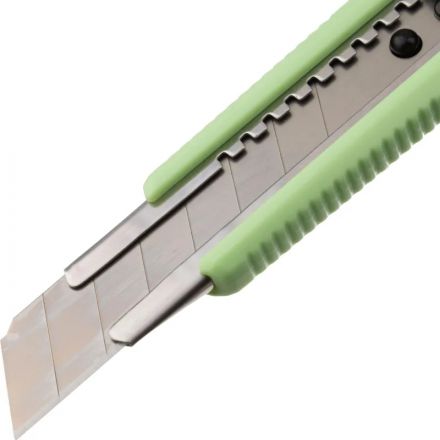 Нож универсальный Attache 18 мм пластиковый мет направл. зелён. авто
