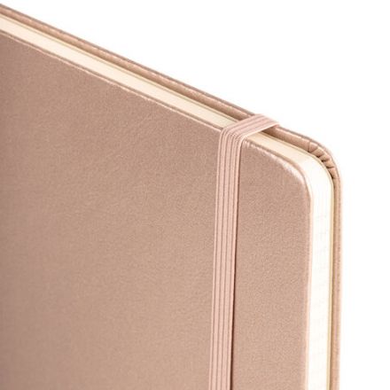 Блокнот А5 (148x218 мм), BRAUBERG "Metropolis Special", под кожу, 80 л., резинка, клетка, медный, 113334